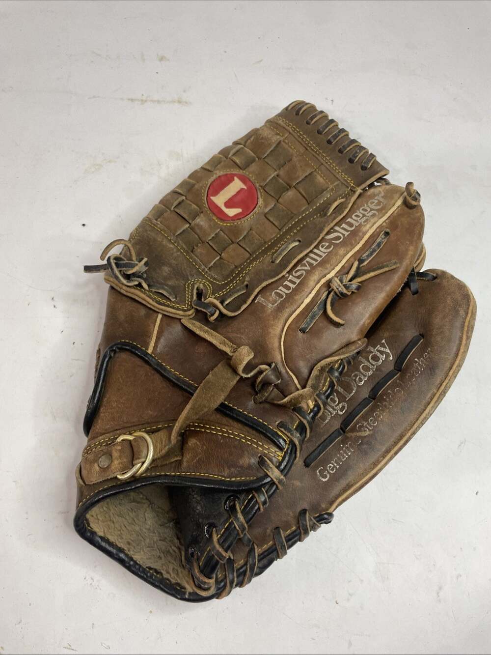 Louisville Slugger Big Daddy Baseball Glove . LEFT HAND . LPS9F 13.25